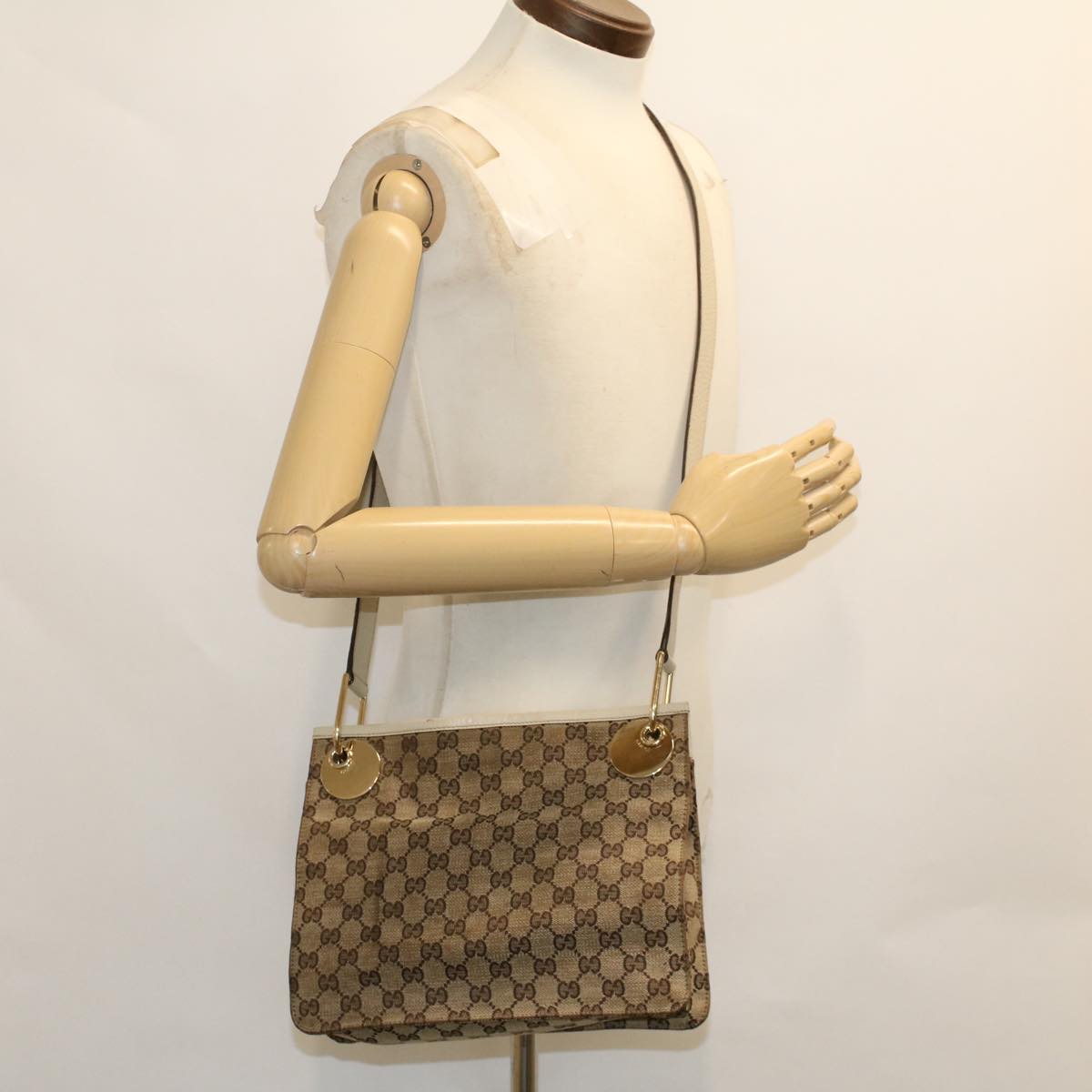 GUCCI GG Canvas Shoulder Bag Beige 120841 ac2002