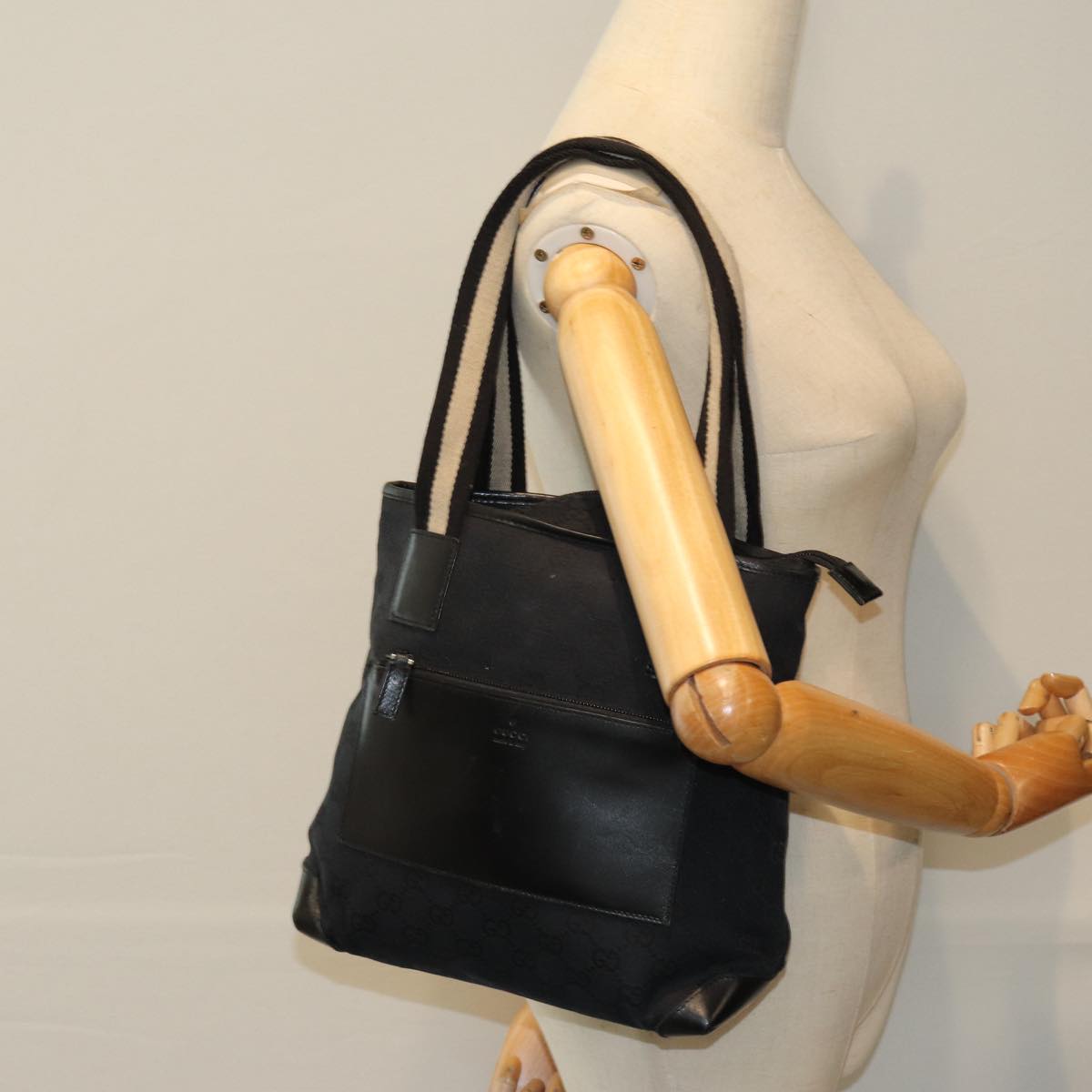 GUCCI GG Canvas Tote Bag Black 019 0402 ac3090