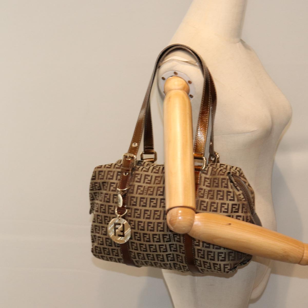 FENDI Zucchino Canvas Shoulder Bag Beige Gold ac3210