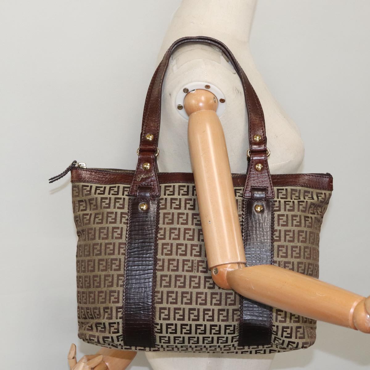FENDI Zucchino Canvas Tote Bag Beige Gold ac3304
