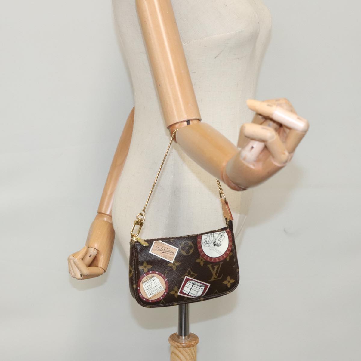 LOUIS VUITTON Monogram Patch Mini Pochette Accessoires Pouch M95804 ac3414
