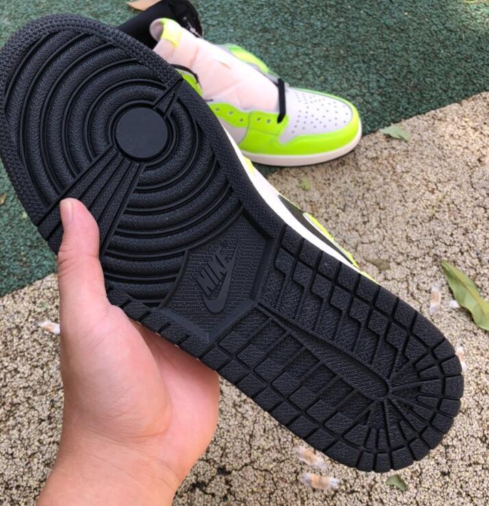 SAMC - NKE Shoes - 967