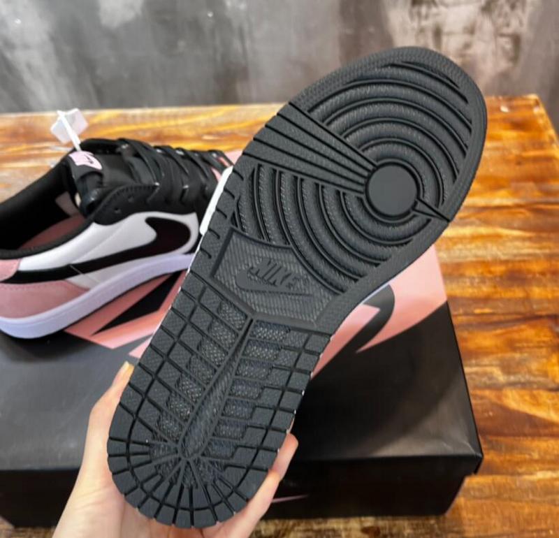 SAMC - NKE Shoes - 844