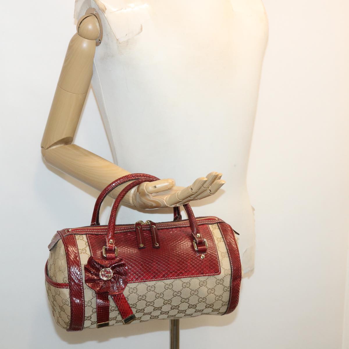 GUCCI GG Canvas Hand Bag Snake skin Beige Red 189825002122 am3163