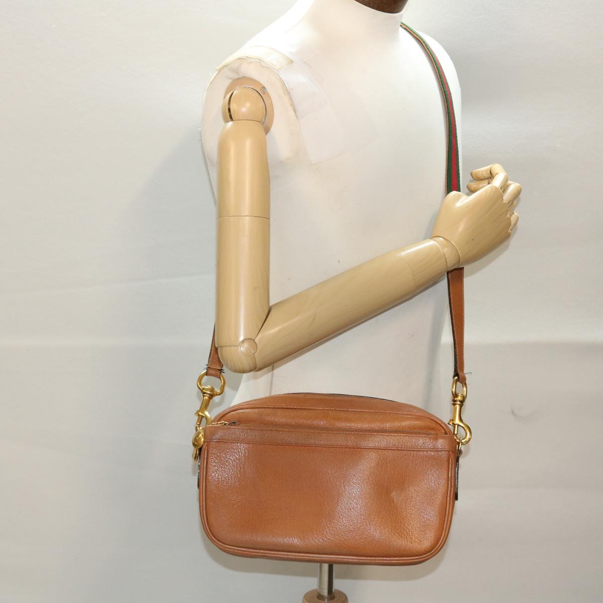 GUCCI Shoulder Bag Leather Brown 001.115.1515 am4732