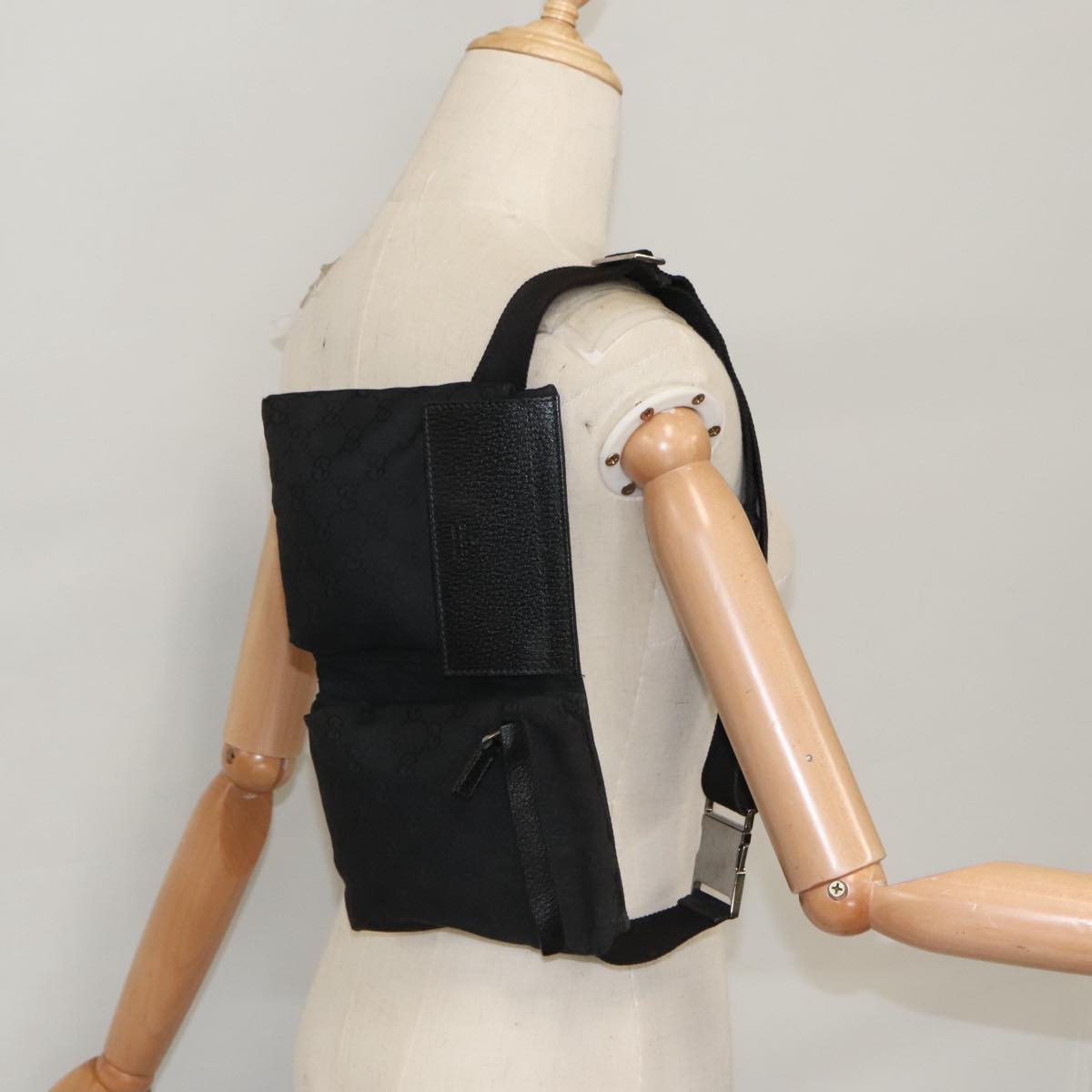 GUCCI GG Canvas Waist Bag Beige Silver 28566 am7266