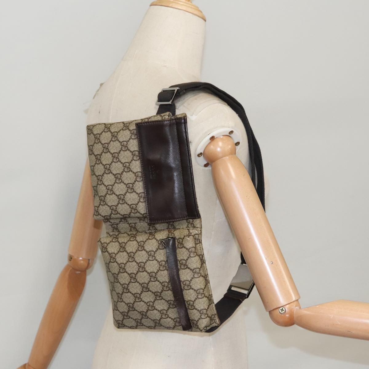 GUCCI GG Supreme Waist Bag PVC Leather Beige Dark Brown Silver 28566 am7267