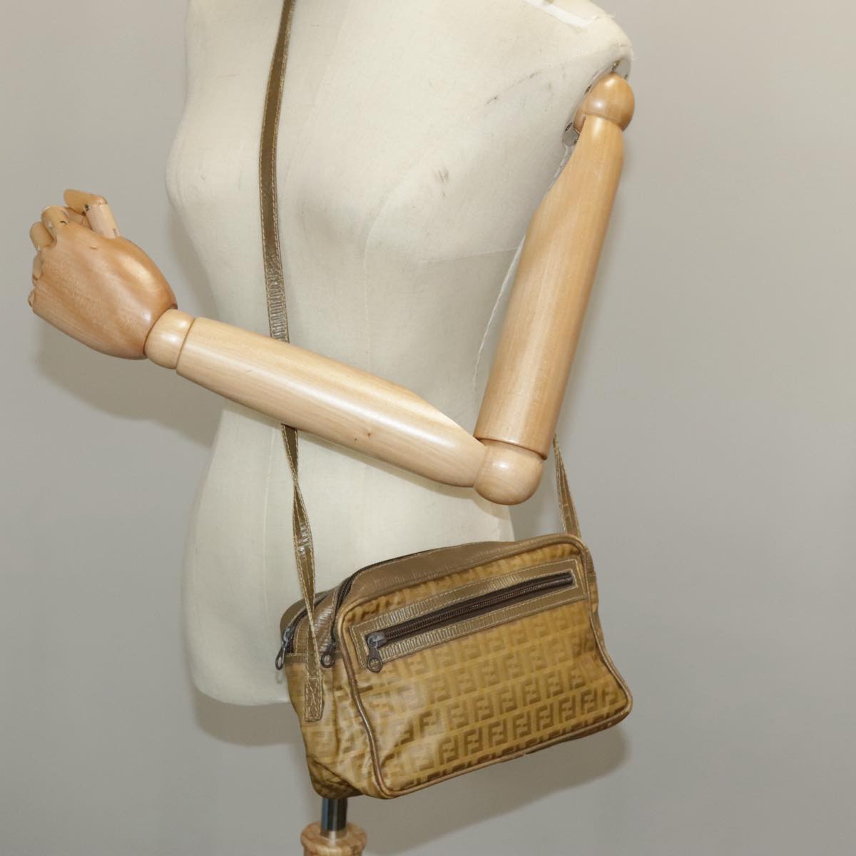 FENDI Zucchino Canvas Shoulder Bag Vintage Beige ar12721