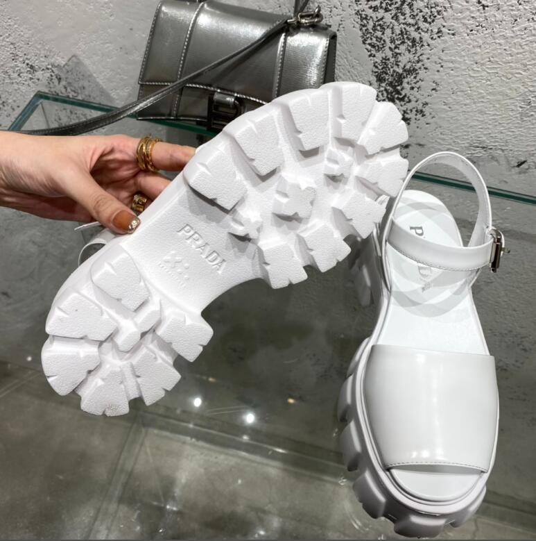GlamyWomen Shoes - 640