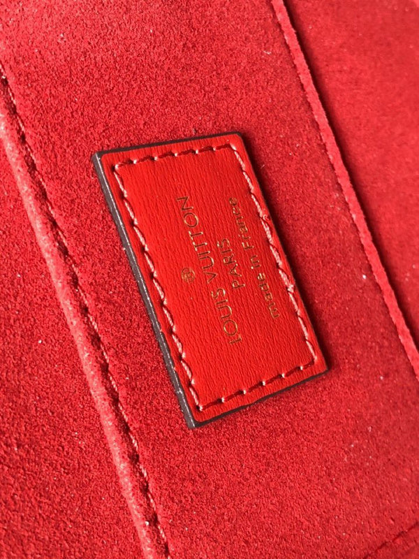 LOV2 Bags - Luxurious Bags 1828