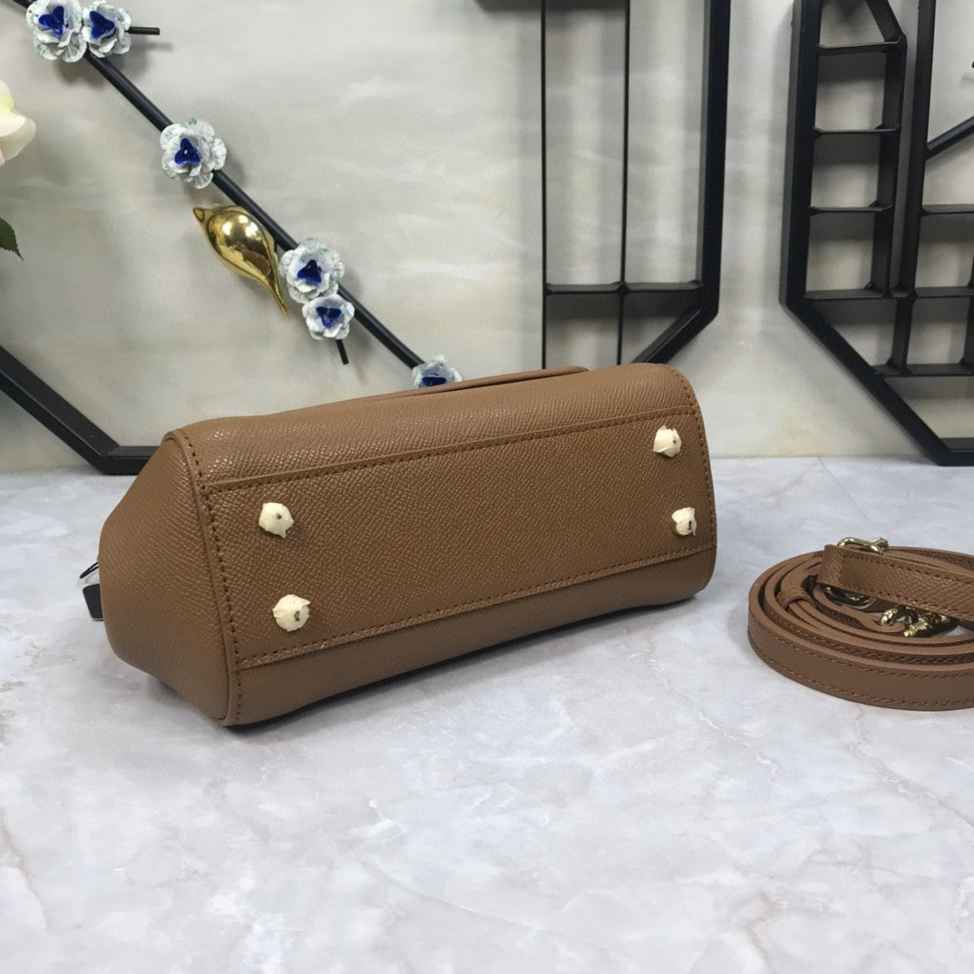 GLAMI MeGLAMIum Sicily Handbag In Dauphine Brown For Women 10.2in/26cm GLAMI GLAMI4347A10018M417