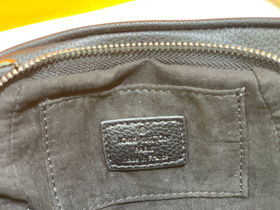 EN - New Arrival Bags LUV 122