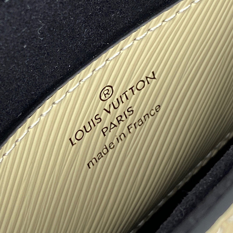 LOV2 Bags - Luxurious Bags 1639