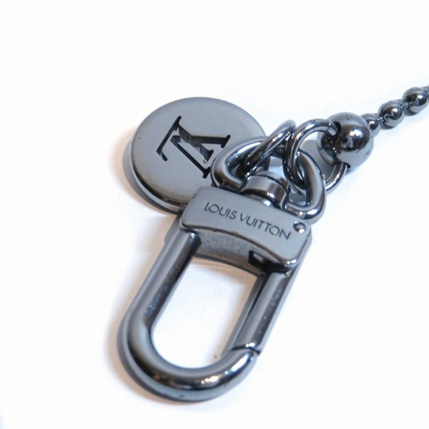 Louis Vuitton Id Pocket Keychain Metal Wallet ()
