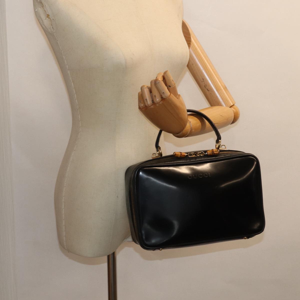 GUCCI Bamboo Vanity Hand Bag Patent leather Black bs16299