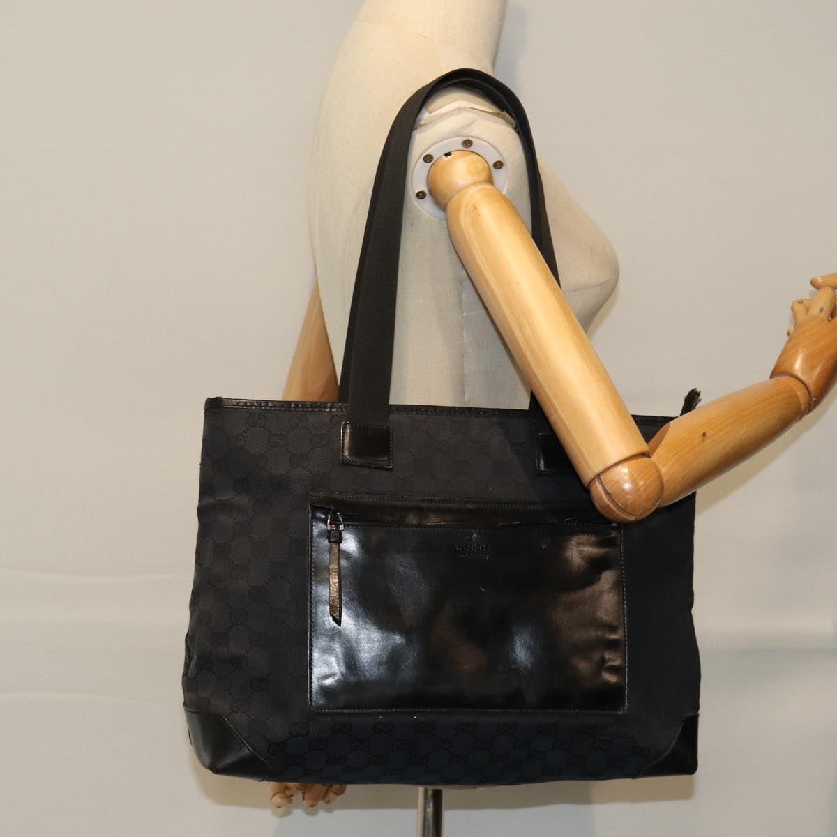 GUCCI GG Canvas Tote Bag Leather Black Silver 019 0426 2404 bs16708