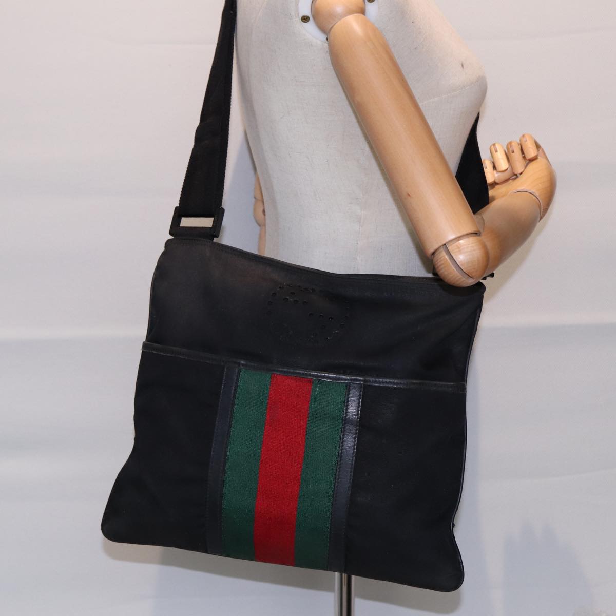 GUCCI Web Sherry Line Shoulder Bag Canvas Black Red Green 181067 bs17422