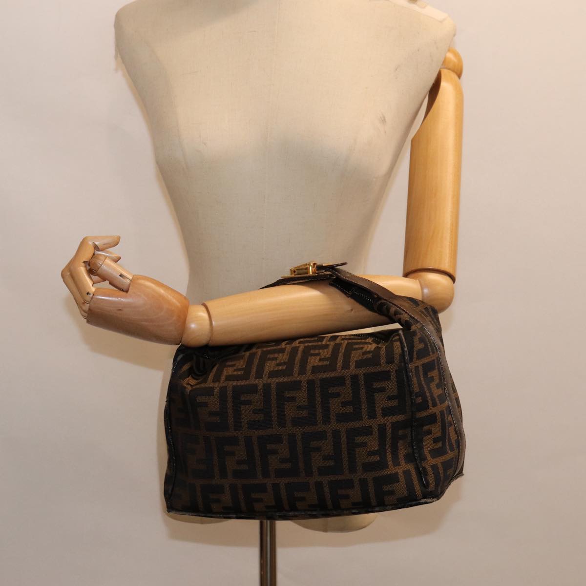 FENDI Zucca Canvas Vanity Hand Bag Brown Black gold bs17761