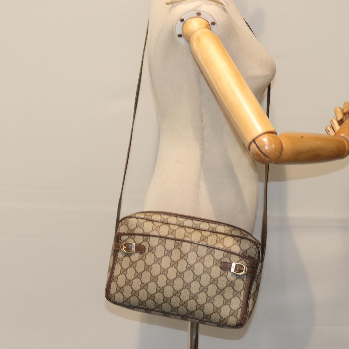 GUCCI GG Supreme Shoulder Bag PVC Leather Beige 001 115 0117 bs17951
