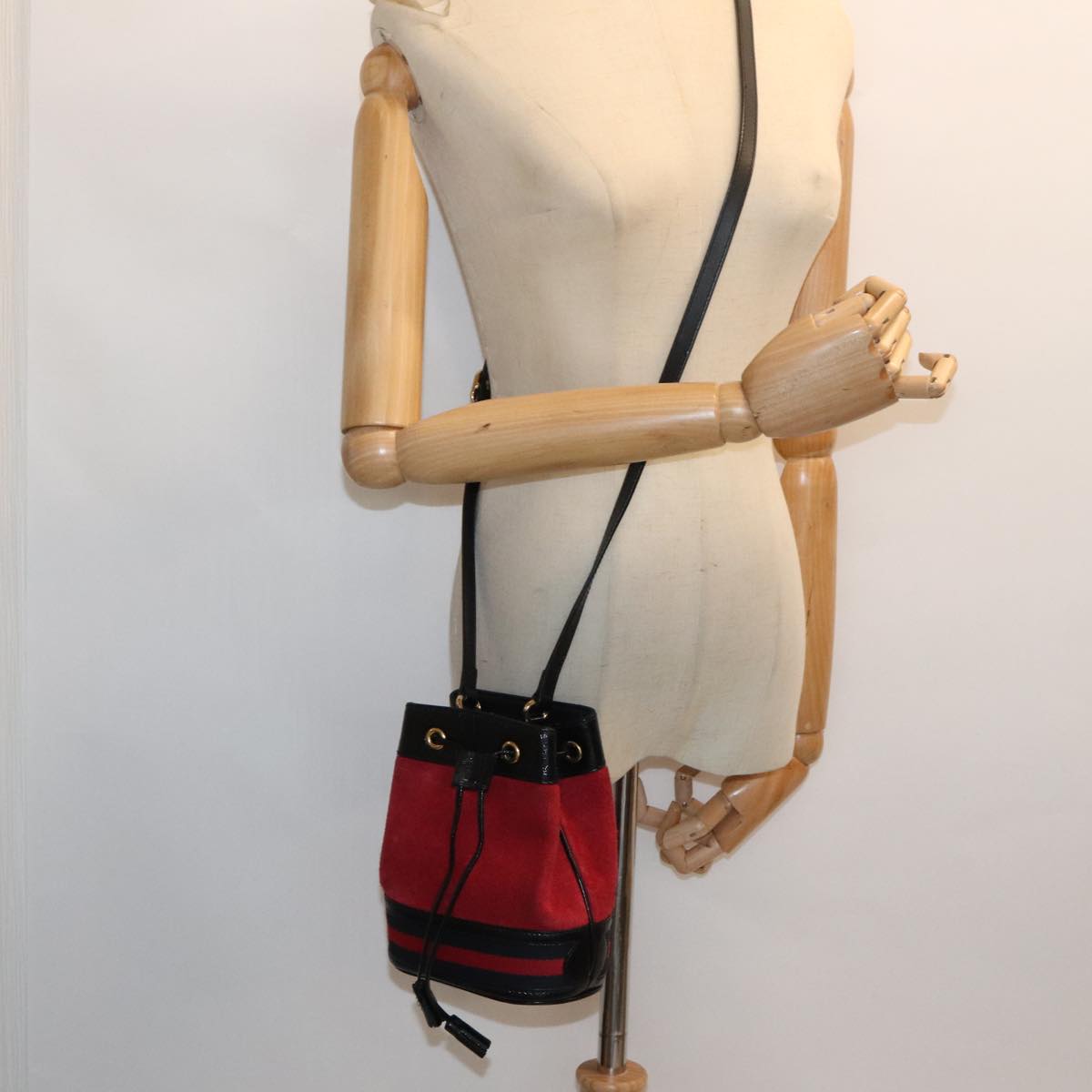 GUCCI Sherry Line Shoulder Bag Suede Red Gold Navy 550620 bs18146