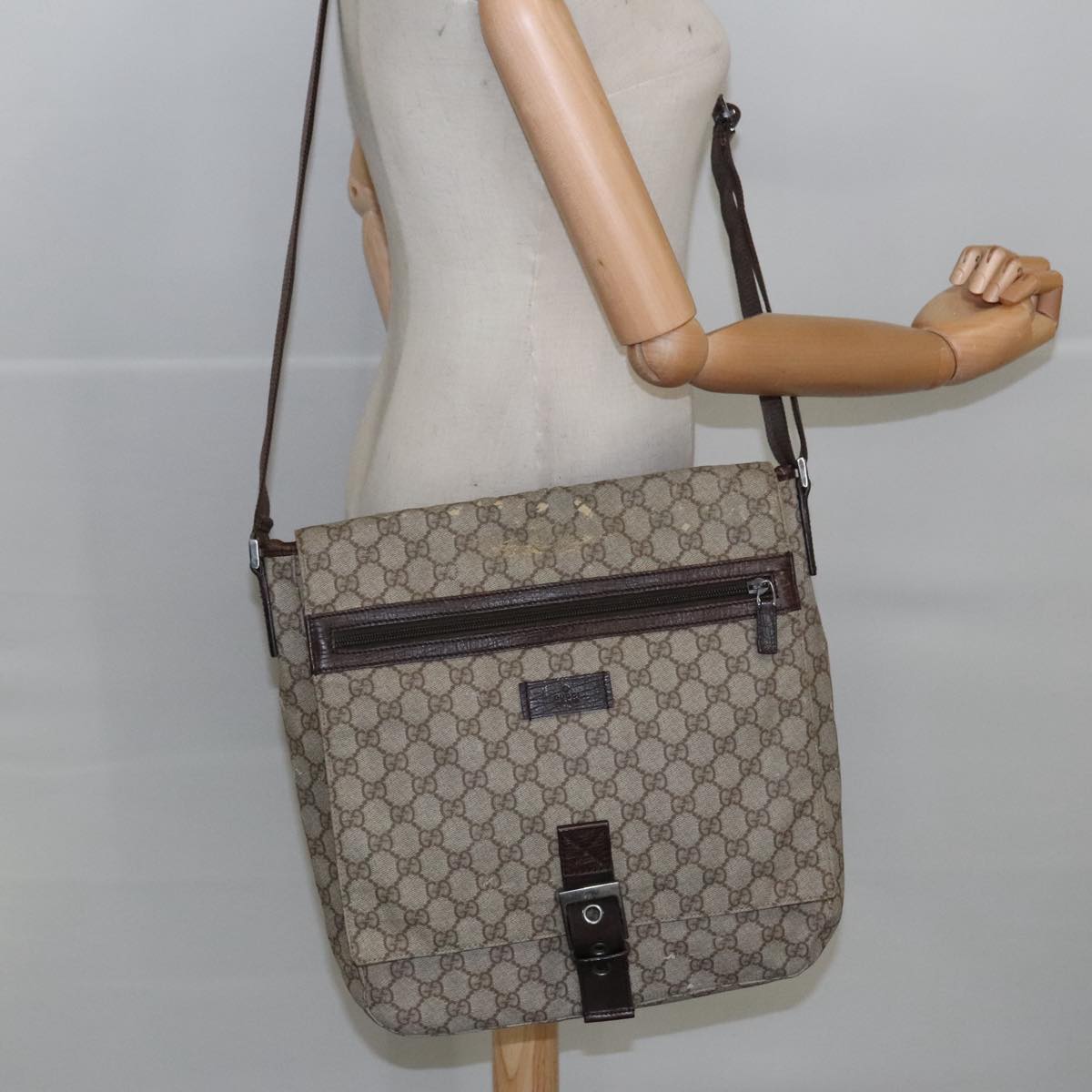 GUCCI GG Supreme Shoulder Bag PVC Beige 141626 bs19582