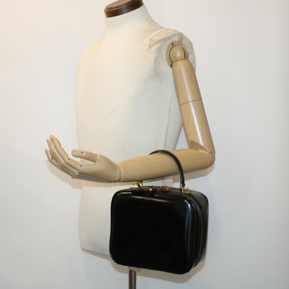 GUCCI Bamboo Vanity Cosmetic Pouch Patent leather Black bs6279