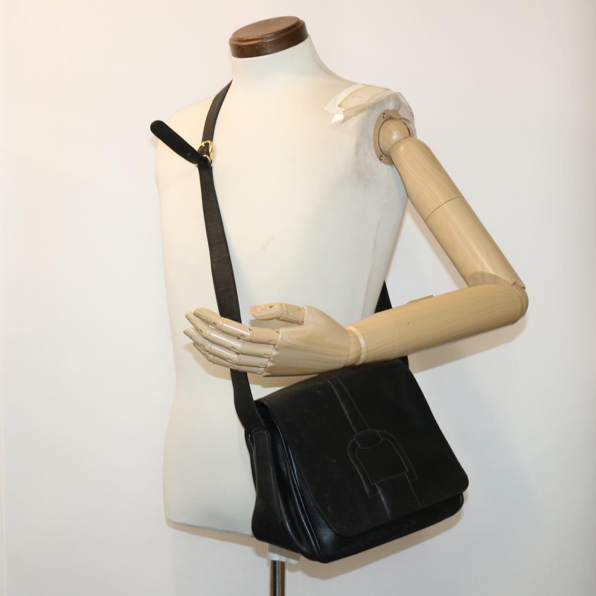 GUCCI Shoulder Bag Leather Black bs6638