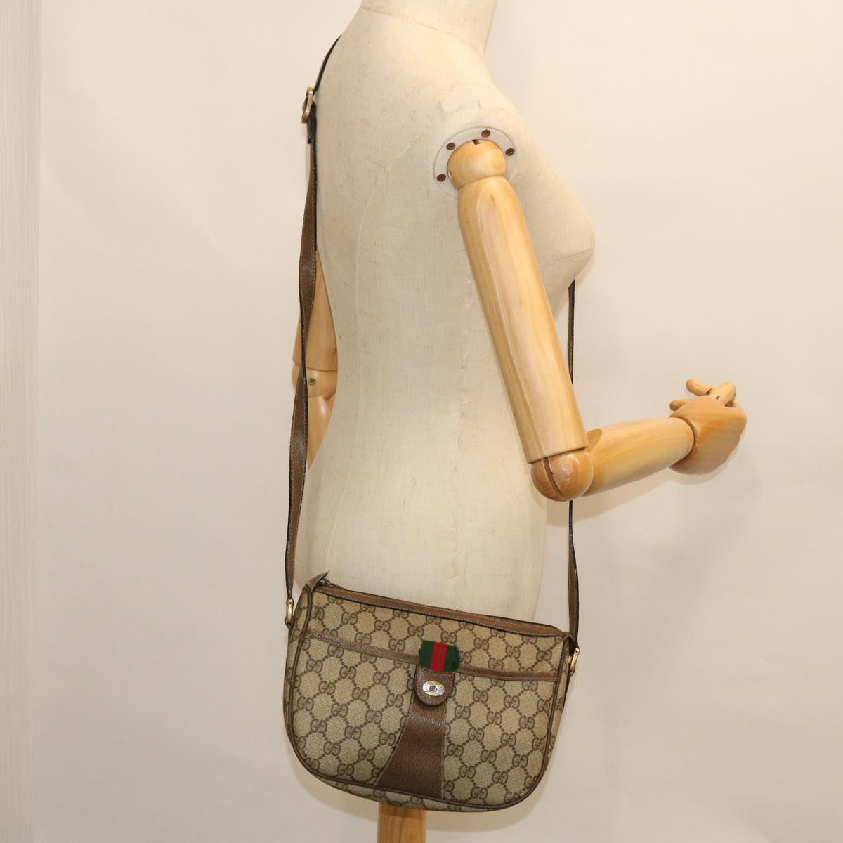 GUCCI GG Canvas Web Sherry Line Shoulder Bag Beige Red 89.02.032 bs7395