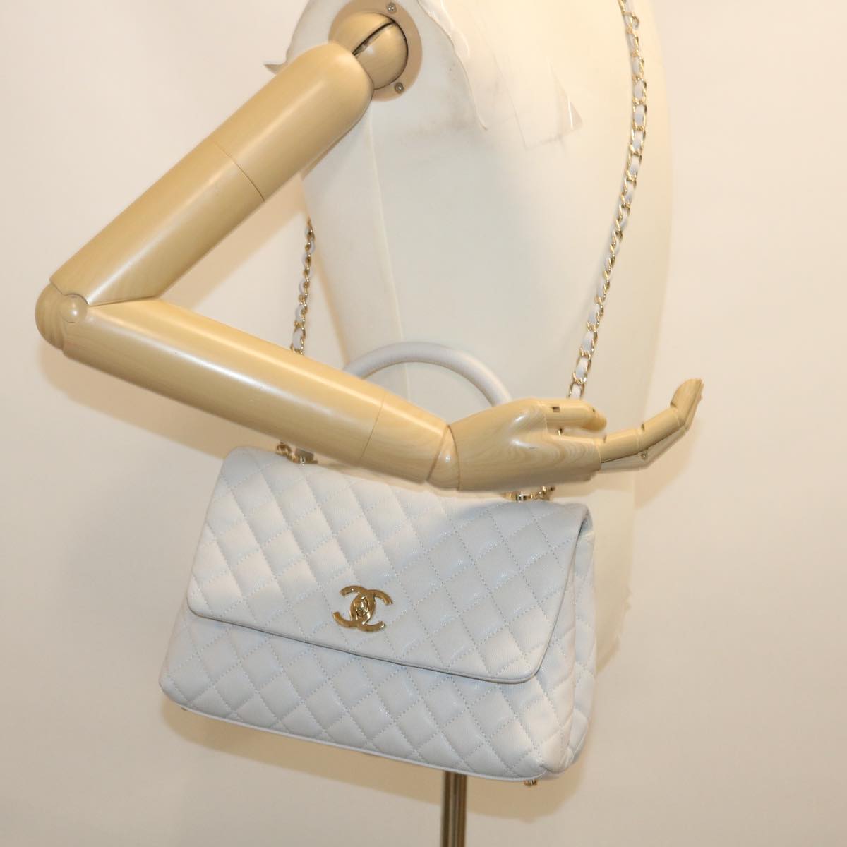CHANEL Matelasse Chain Shoulder Hand Bag Caviar Skin 2way White CC bs910A