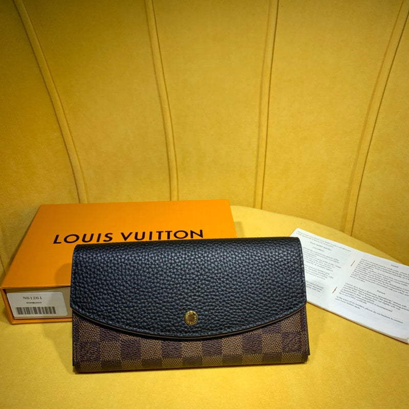 LOV2 Bags - Luxurious Bags 2118
