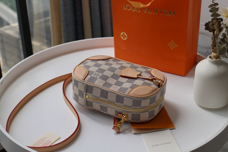 LOV2 Bags - Luxurious Bags 1675