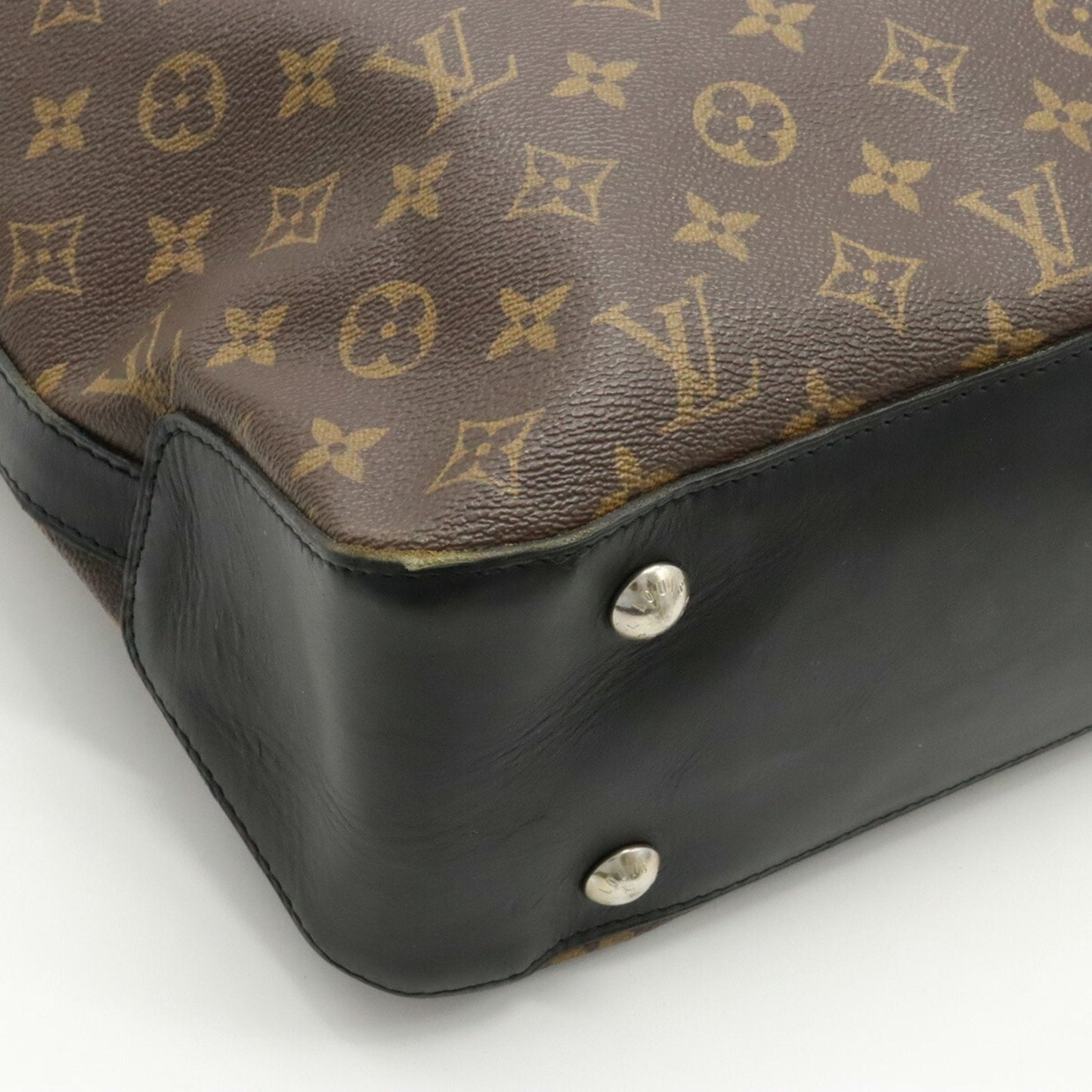 Louis Vuitton Davis Canvas Tote Bag ()