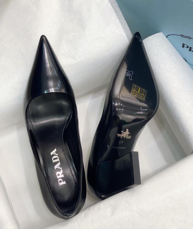 GlamyWomen Shoes - 569