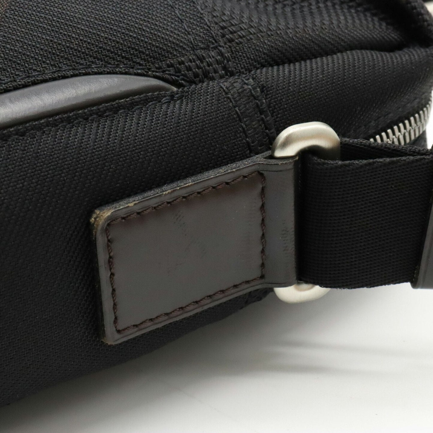 Louis Vuitton Geant Canvas Shoulder Bag ()
