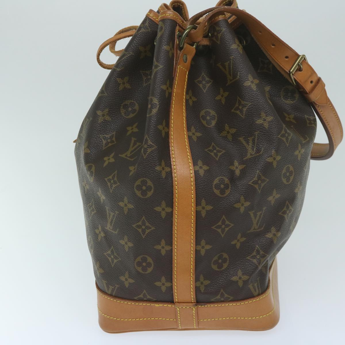 Louis Vuitton Noe Canvas Shoulder Bag ()