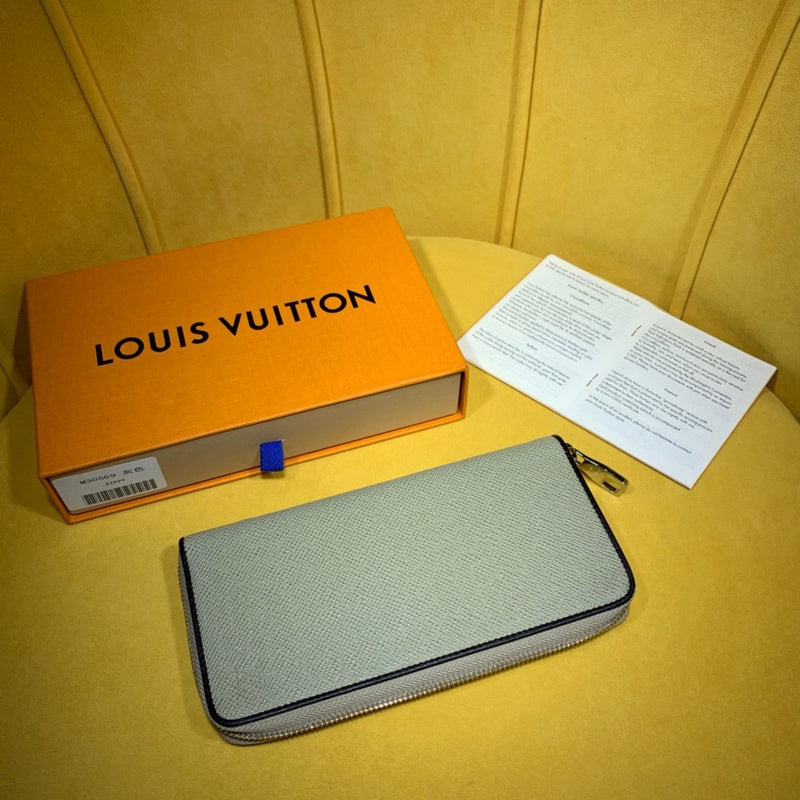 LOV2 Bags - Luxurious Bags 2305