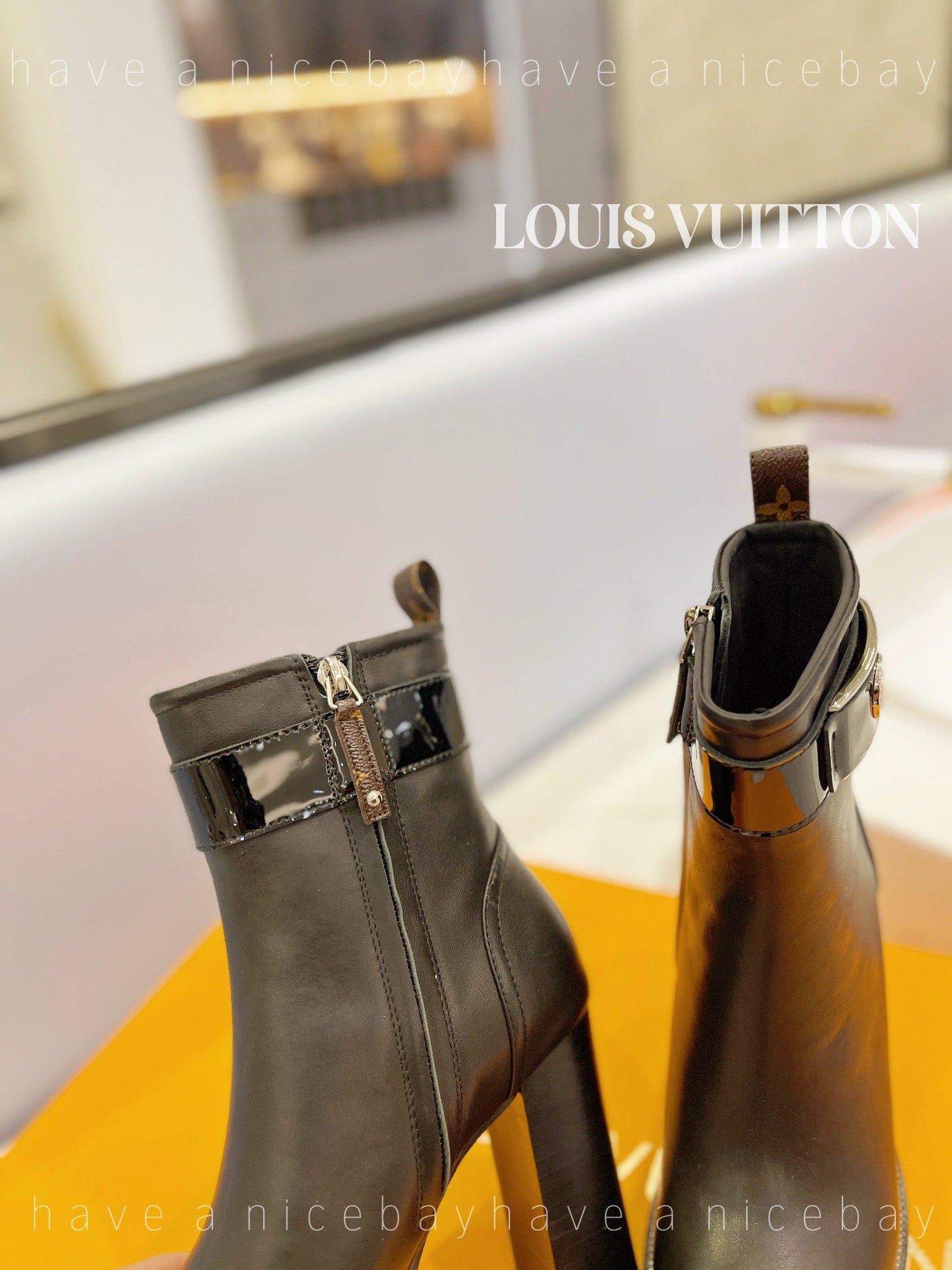 Premium LUV BOOTS 033