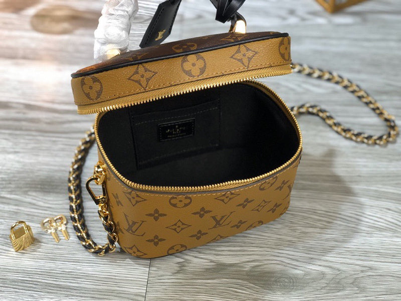 LOV2 Bags - Luxurious Bags 1844