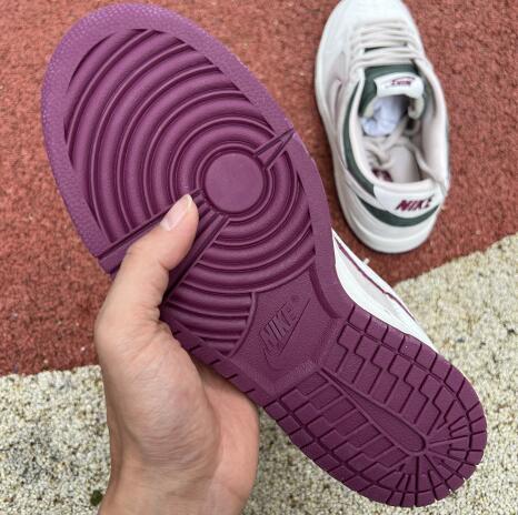 SAMC - NKE Shoes - 986