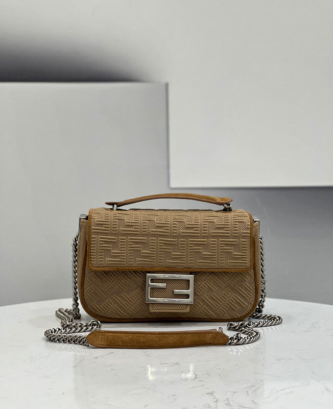 Fendi Luxury Fashion Bag