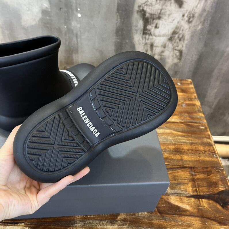 SAMCC - BG Women Shoes - 233