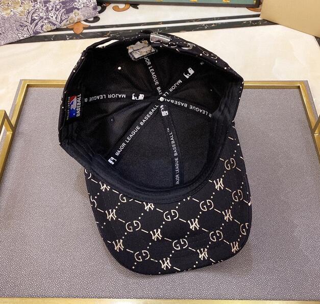 SAMC - Mix Hats - 060