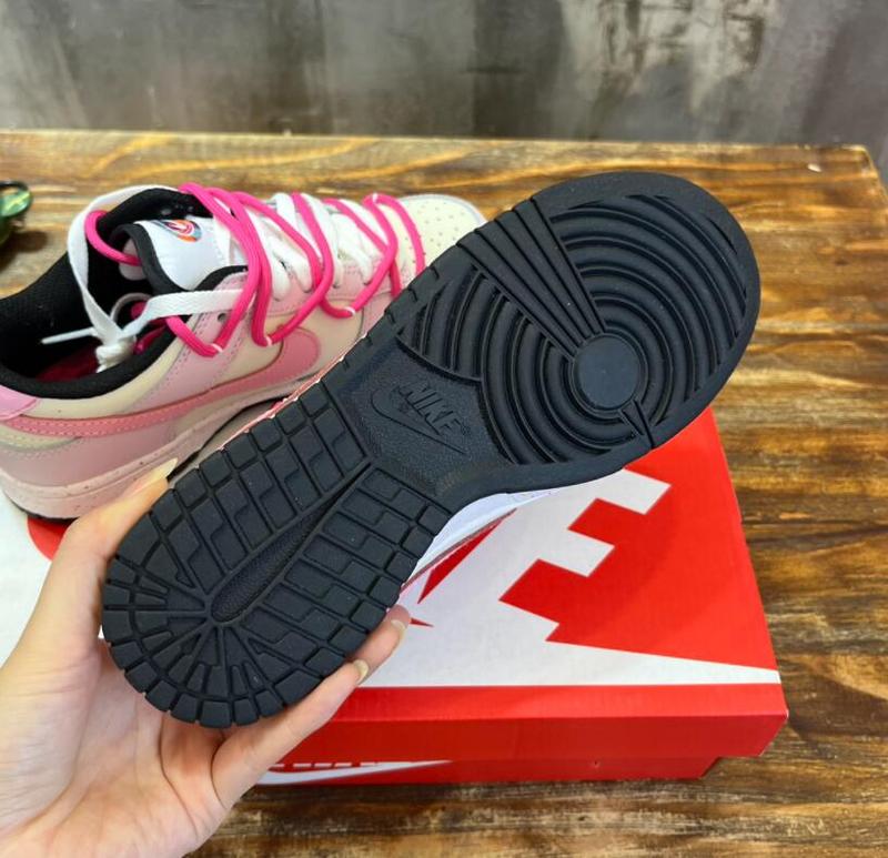 SAMC - NKE Shoes - 403