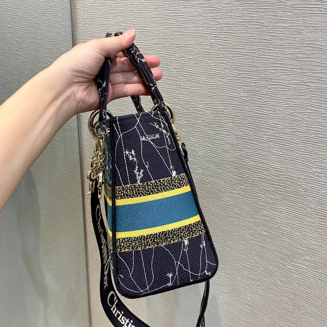 GLAMI MeGLAMIum Lady D-Lite Bag Constellation Embroidery, Blue, For Women Women’s Handbags, Crossbody Bags, 24cm CD M0565ORHP_M928
