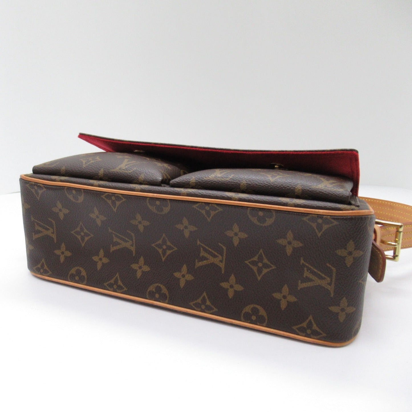 Louis Vuitton Louis Vuitton Viva City MM Shoulder Bag Shoulder Bag PVC Coated Canvas Monogram Brown M51164