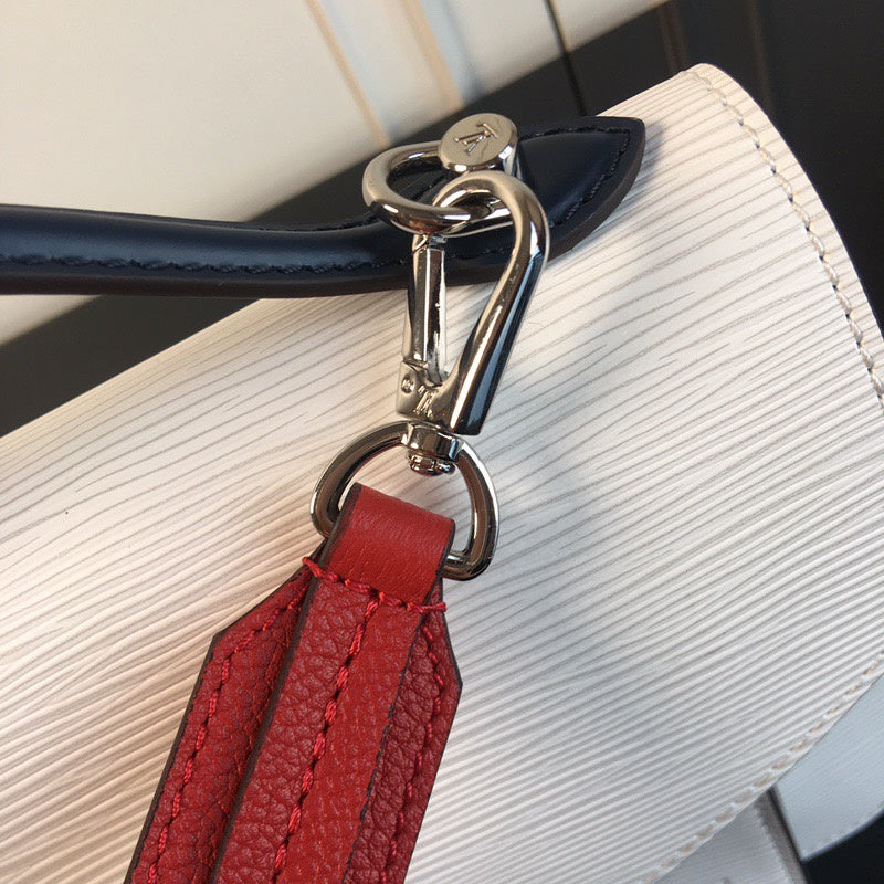 LOV2 Bags - Luxurious Bags 1832
