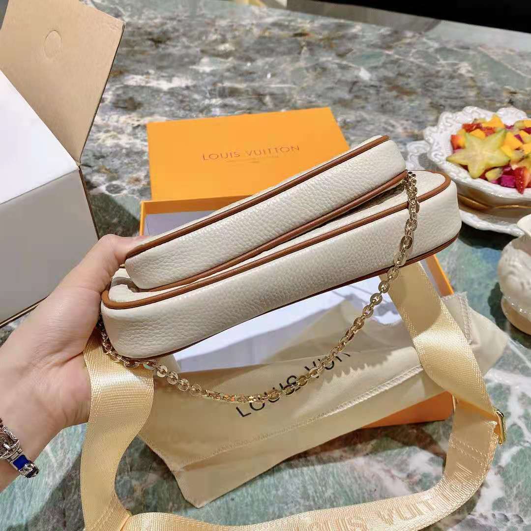 EN - New Arrival Bags LUV 062