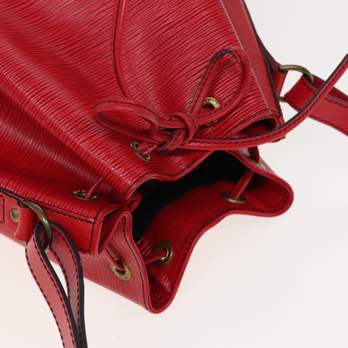 Louis Vuitton Noe Leather Shoulder Bag