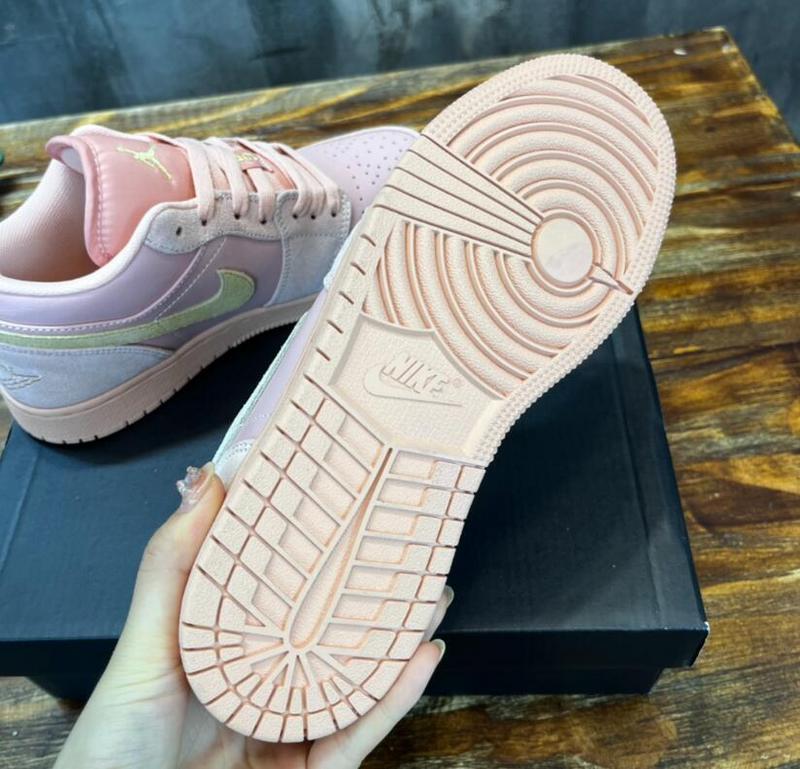 SAMC - NKE Shoes - 927