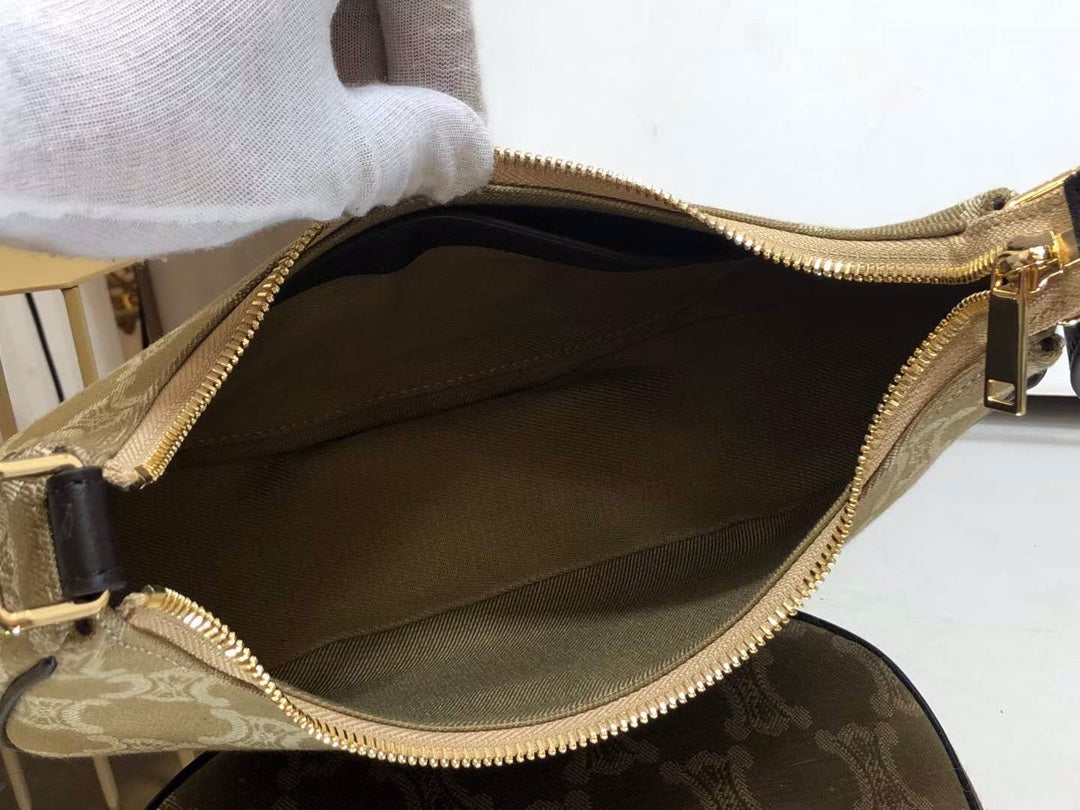 GLAMI Ava Bag In Triomphe Canvas XL Beige For Women 9in/23cm
